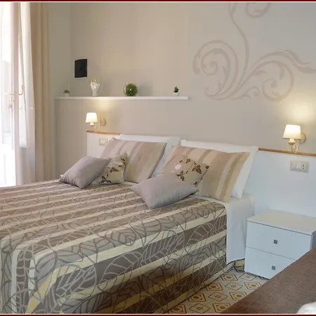 Bed & Breakfast Raineri 4*