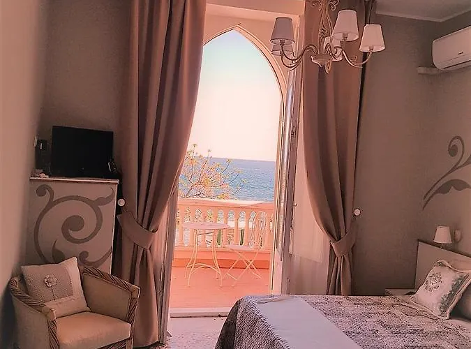 Raineri Bed and Breakfast