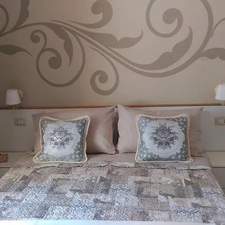 Raineri Giardini-Naxos