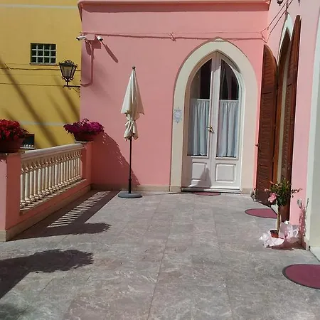 Raineri Giardini Naxos