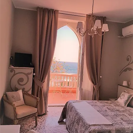 Raineri ベッド・アンド・ブレックファスト