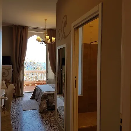 Raineri ジャルディーニ・ナクソス